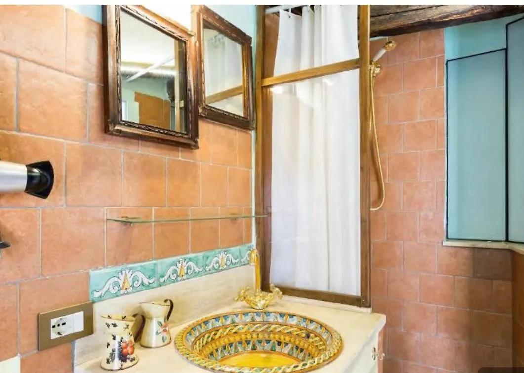 Navona Luxury Terrace Apartment - 12 Guests
